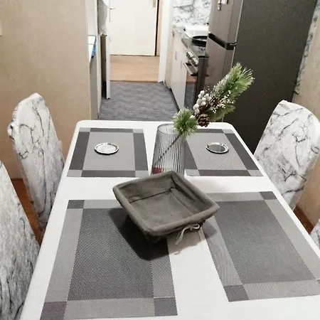 Star Apartment *