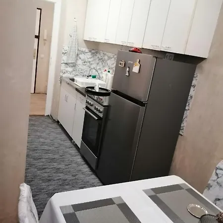 Star Apartment *